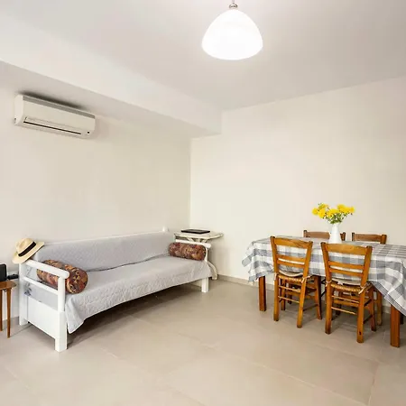 Apartment Azure Seaside Retreat In The Heart Of