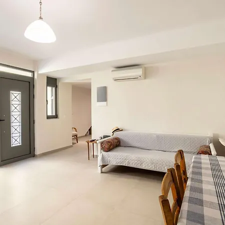 公寓 Azure Seaside Retreat In The Heart Of *