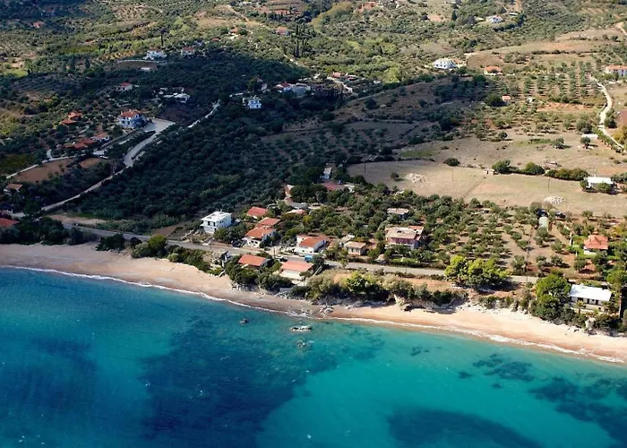 Azure Seaside Retreat In The Heart Of Appartement